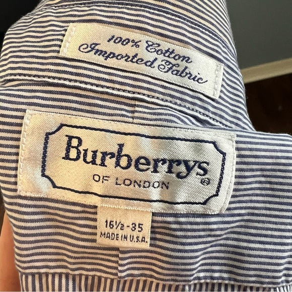 3/$30 🍂 Burberry’s of London Blue Striped Button Down Shirt - Picture 8 of 8